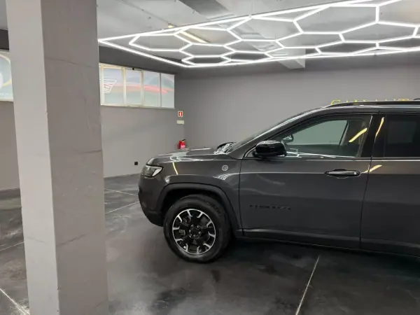 Jeep Compass 2022 - 21900 EUR, 116655 km - AUTO.MOTO.pt - 116655km - foto 12 de 35