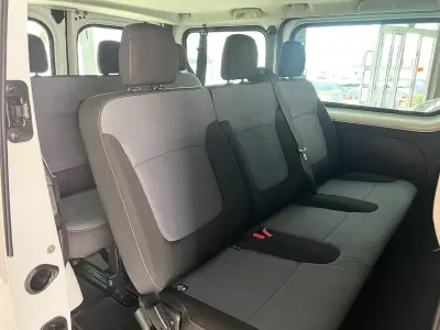 Opel Vivaro 2018 - 24600 EUR, 131722 km - AUTO.MOTO.pt - 131722km - foto 22 de 24