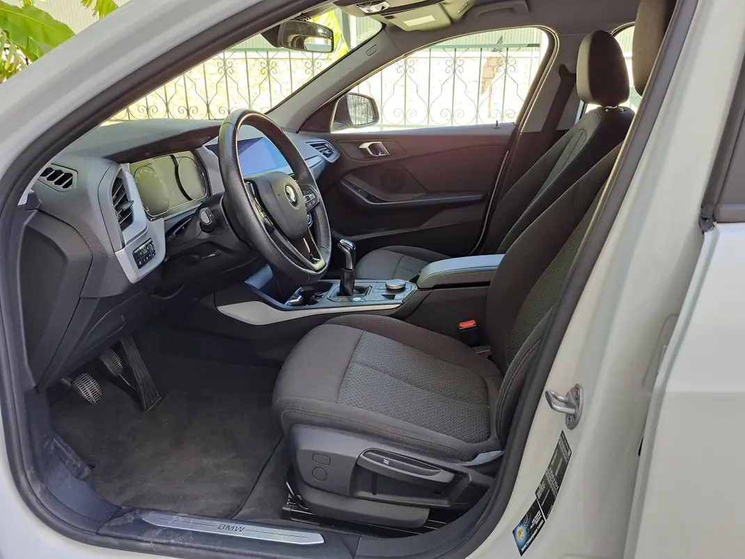 BMW 116 2020 - 22500 EUR, 73000 km - AUTO.MOTO.pt - 73000km - foto 7 de 15