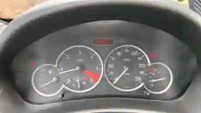 Peugeot 206 CC 2005 - 4800 EUR, 217000 km - AUTO.MOTO.pt - 217000km - foto 7 de 12