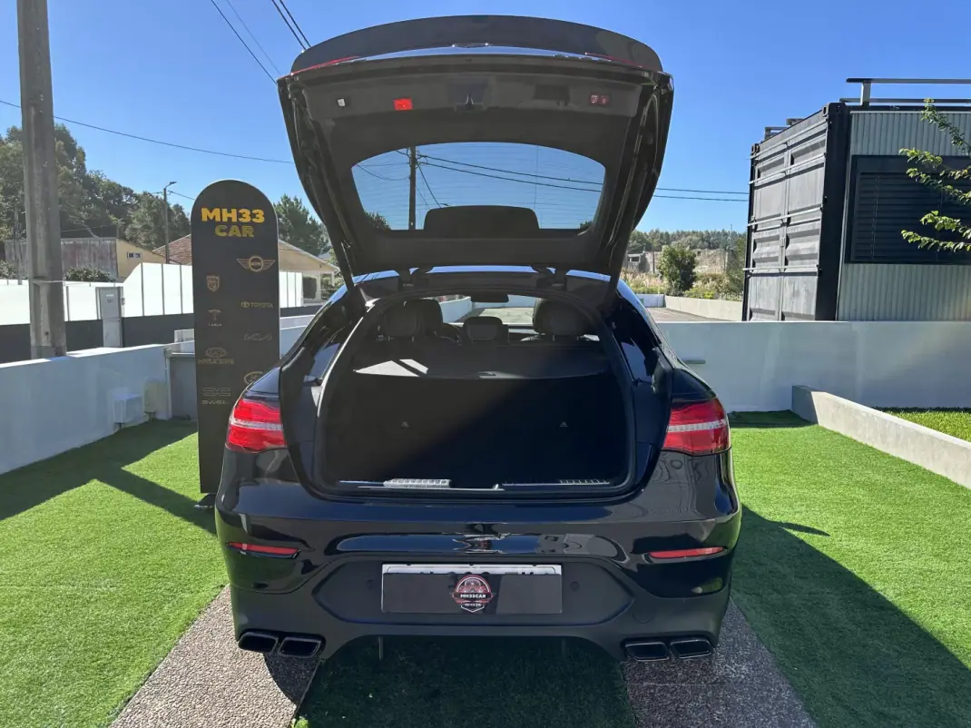 Mercedes-Benz GLC 63 AMG 2018 - 75000 EUR, 100000 km - 100000km - foto 15 de 93
