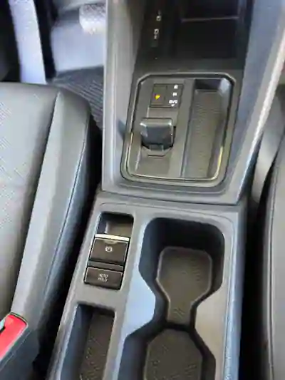VW CADDY 2.0 TDI EXTRA AC 2024 - 30000 EUR, 47000 km - AUTO.MOTO.pt - 47000km - foto 12 de 17