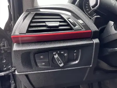 BMW 116 2013 - 10900 EUR, 220000 km - AUTO.MOTO.pt - 220000km - foto 14 de 31