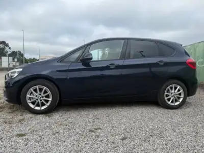 BMW 216 Active Tourer 2015 - 16000 EUR, 170700 km - AUTO.MOTO.pt - 170700km - foto 2 de 24