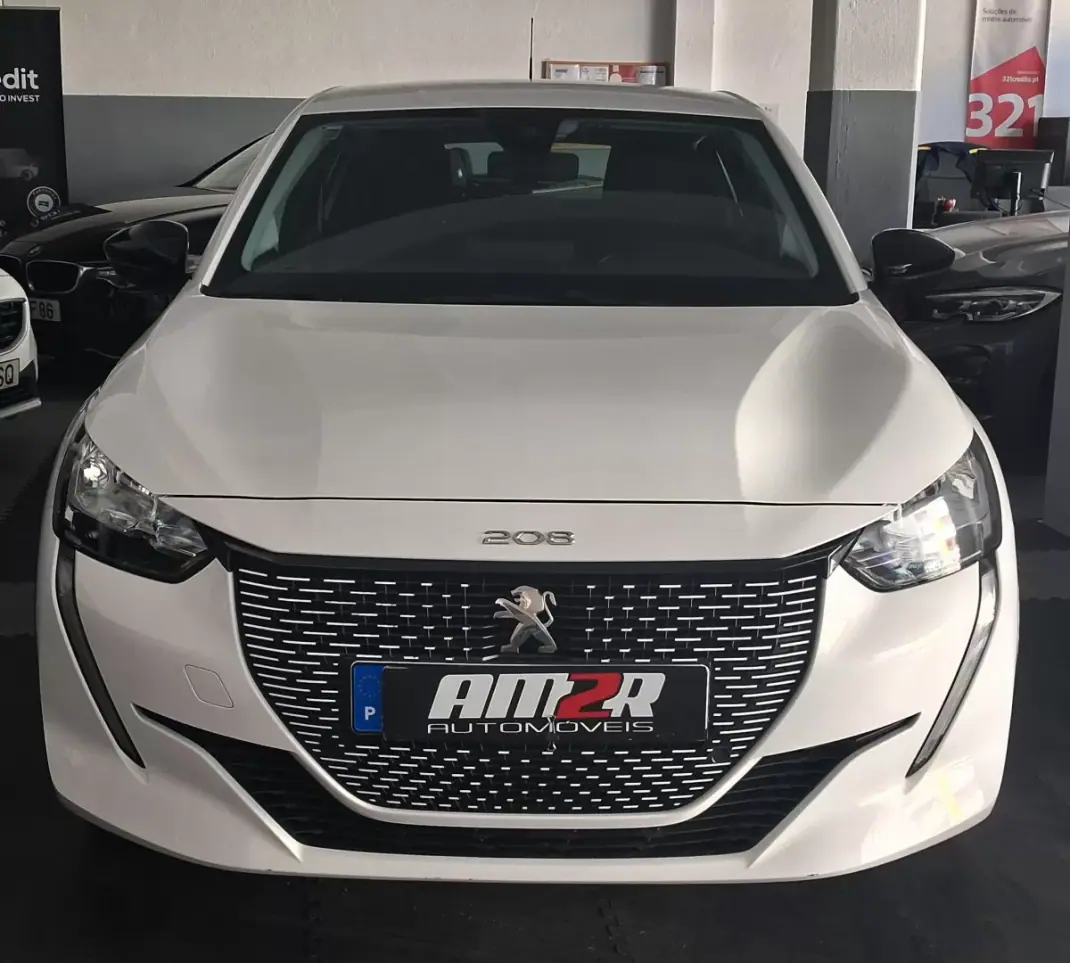Peugeot e-208 2022 - 17750 EUR, 61000 km - 61000km - foto 2 de 23