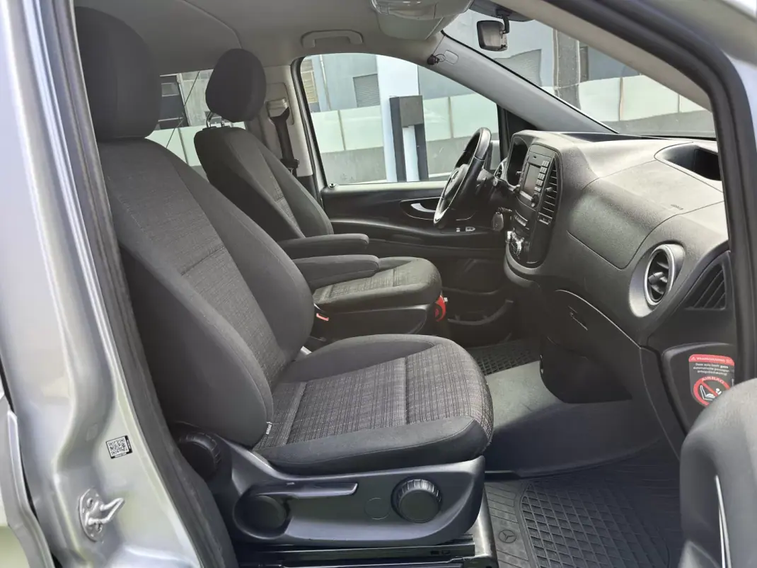 Mercedes-Benz Vito Tourer 2016 - 24900 EUR, 286000 km - 286000km - foto 49 de 54