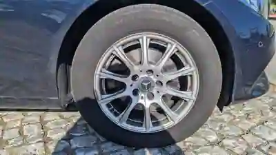 Mercedes-Benz C 220 2017 - 19500 EUR, 148000 km - AUTO.MOTO.pt - 148000km - foto 7 de 10