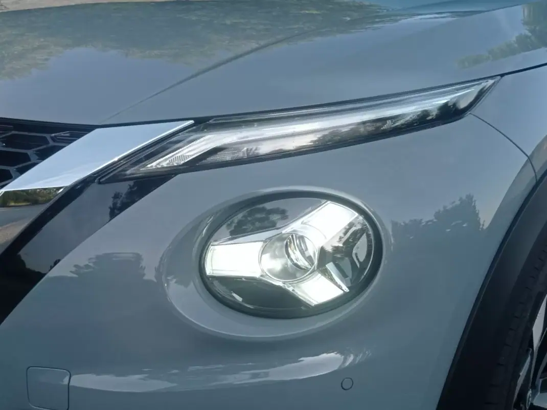 Nissan Juke 2024 - 20490 EUR, 10500 km - AUTO.MOTO.pt - 10500km - foto 4 de 18