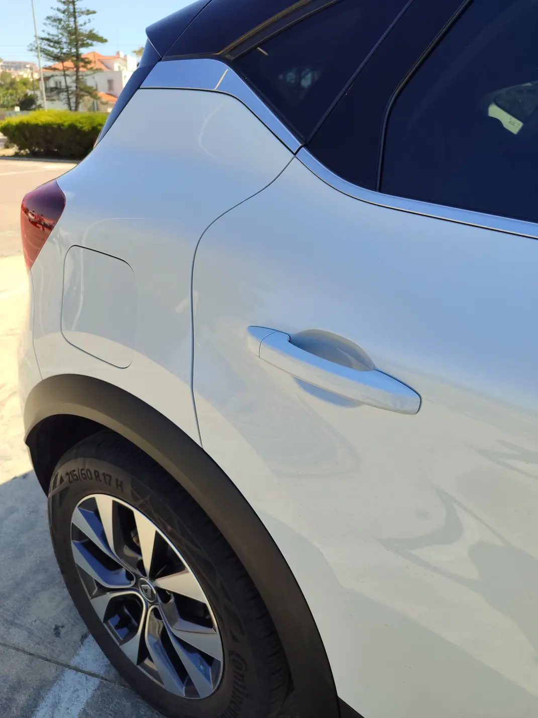 Renault Captur 2020 - 15000 EUR, 30000 km - AUTO.MOTO.pt - 30000km - foto 3 de 14