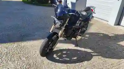 BMW F 900 R 2018 - 5900 EUR, 35600 km - AUTO.MOTO.pt - 35600km - foto 5 de 8