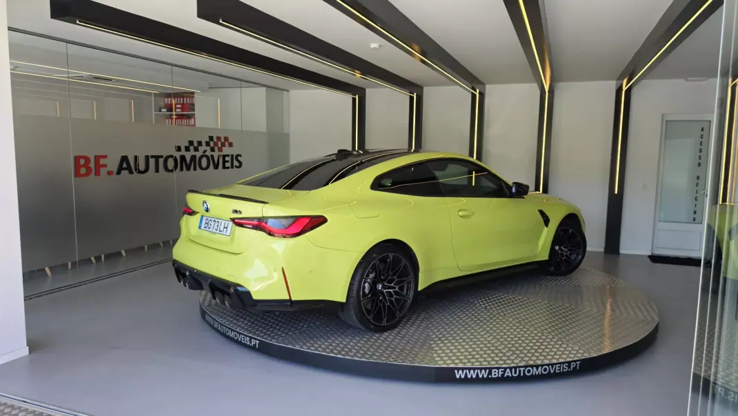 BMW M4 2022 - 87900 EUR, 30157 km - AUTO.MOTO.pt - 30157km - foto 4 de 60
