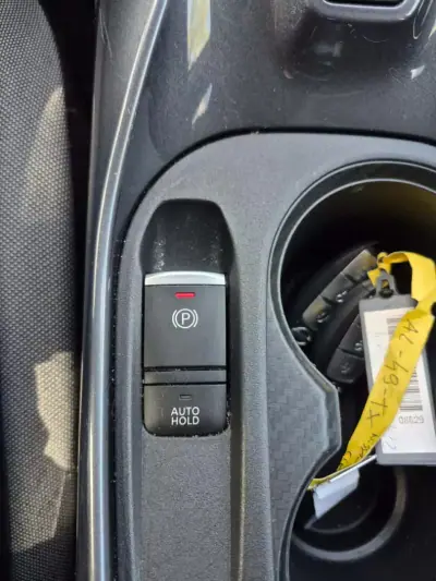 Nissan Juke 2021 - 17900 EUR, 47107 km - AUTO.MOTO.pt - 47107km - foto 17 de 23