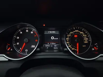 Audi A5 2013 - 22450 EUR, 157412 km - AUTO.MOTO.pt - 157412km - foto 31 de 49