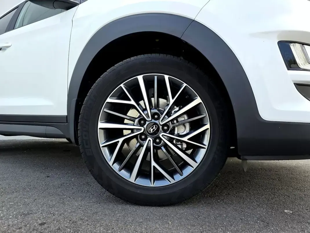 Hyundai Tucson 2019 - 18250 EUR, 137900 km - AUTO.MOTO.pt - 137900km - foto 11 de 31