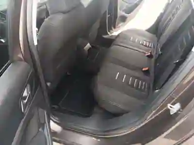 Peugeot 308 SW 2014 - 6490 EUR, 202000 km - 202000km - foto 14 de 15
