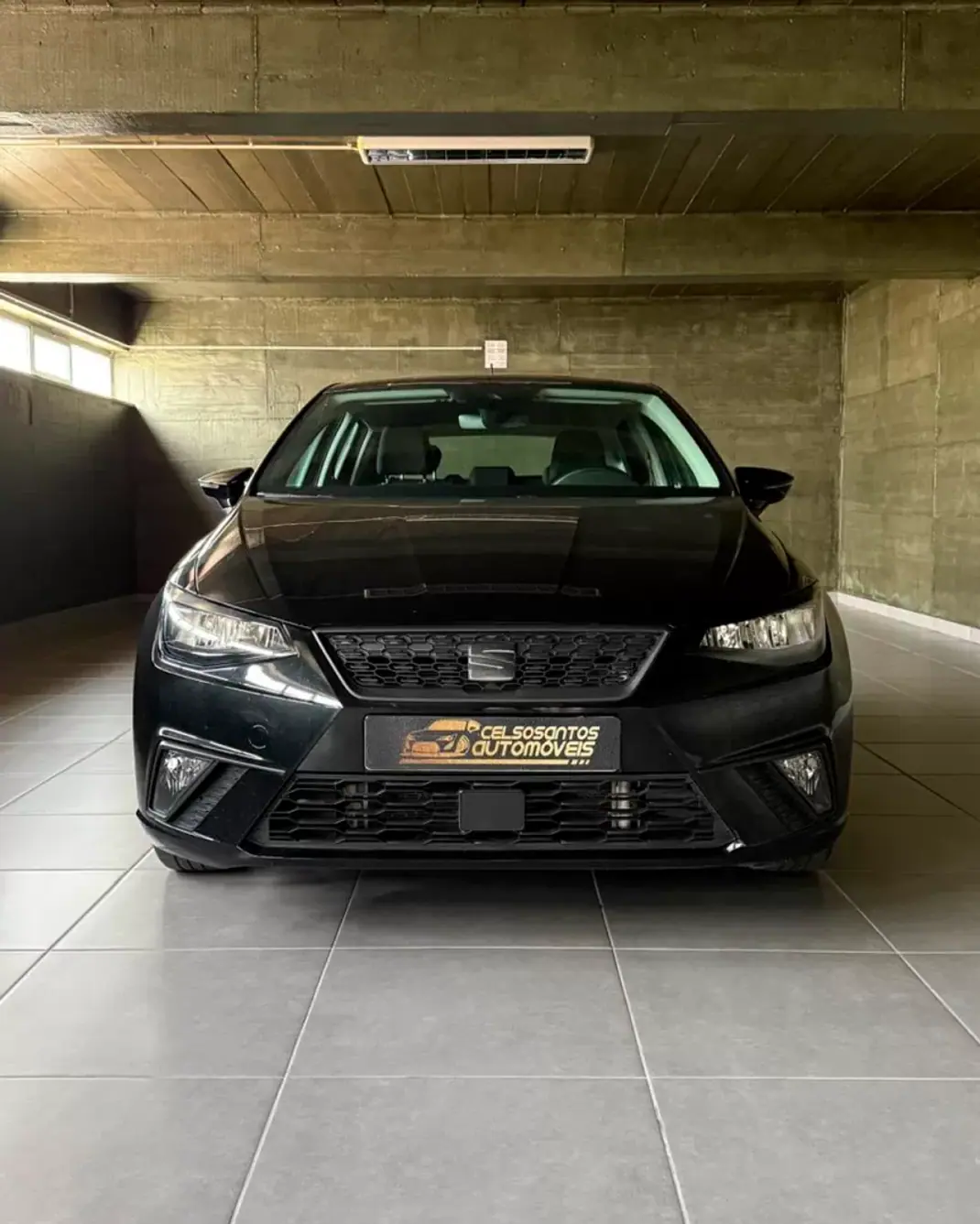 SEAT Ibiza 2024 - 15400 EUR, 43850 km - AUTO.MOTO.pt - 43850km - foto 2 de 14
