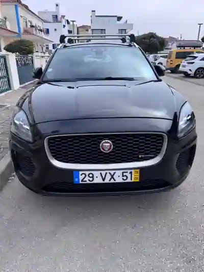 Jaguar E-Pace 2009 — foto 4 de 13