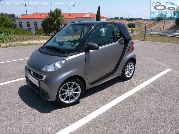 Smart ForTwo Coupé 2013 - 6850 EUR, 151000 km - AUTO.MOTO.pt - 151000km - foto 4 de 20