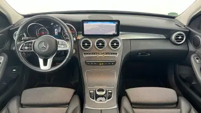 Mercedes-Benz C 300 2019 - 27990 EUR, 120000 km - AUTO.MOTO.pt - 120000km - foto 11 de 16