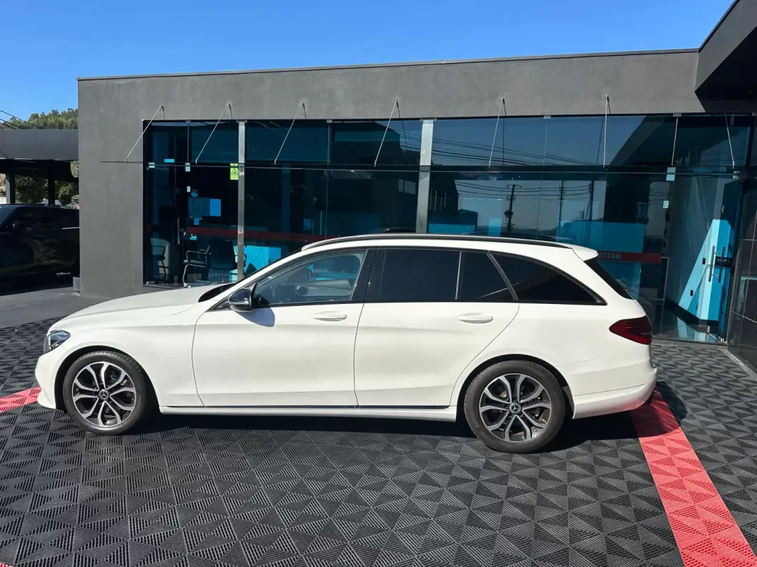Mercedes-Benz C 220 2020 - 25900 EUR, 180000 km - 180000km - foto 6 de 15