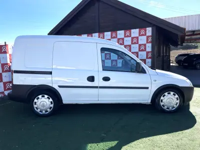 Opel COMBO 2007 — foto 2 de 18