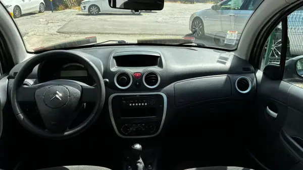 Citroën C3 2009 - 7250 EUR, 116000 km - AUTO.MOTO.pt - 116000km - foto 6 de 14