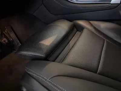 Mercedes-Benz GLC 220 2020 - 39500 EUR, 165000 km - AUTO.MOTO.pt - 165000km - foto 13 de 34
