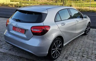 Mercedes-Benz A 180 2018 - 18500 EUR, 130000 km - AUTO.MOTO.pt - 130000km - foto 2 de 25