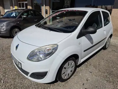 Renault Twingo 2010 - 4250 EUR, 150000 km - 150000km - foto 1 de 11