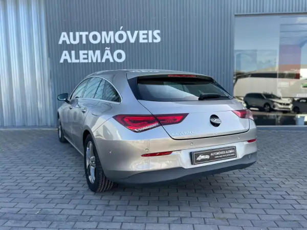 Mercedes-Benz CLA 180 2020 - 27250 EUR, 65812 km - AUTO.MOTO.pt - 65812km - foto 9 de 21
