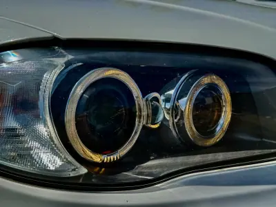 BMW 120 2010 - 14950 EUR, 159000 km - AUTO.MOTO.pt - 159000km - foto 14 de 24