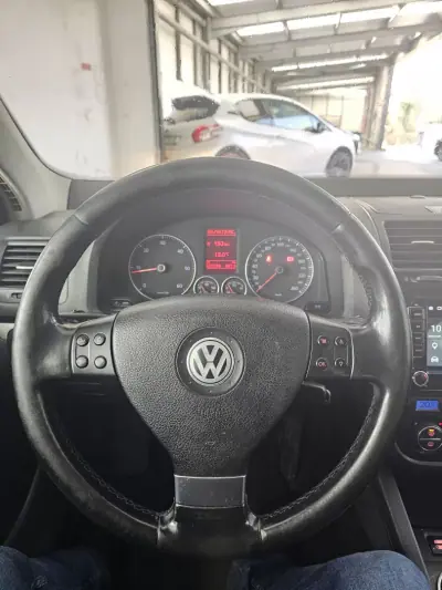 Volkswagen Golf Variant 2008 - 4250 EUR, 321338 km - AUTO.MOTO.pt - 321338km - foto 18 de 26