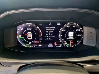 Cupra Formentor 2023 - 27500 EUR, 15000 km - AUTO.MOTO.pt - 15000km - foto 10 de 23
