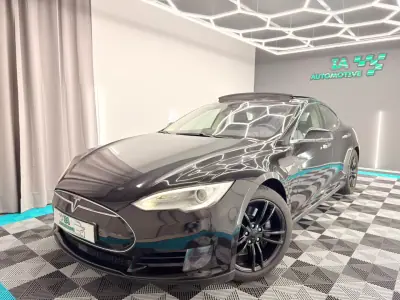 Tesla Model S 2016 - 17500 EUR, 265000 km - foto 1 de 23