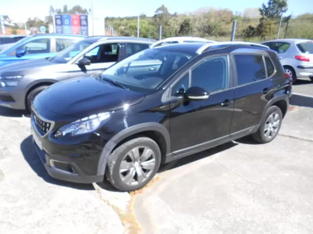 Peugeot 2008 2019 - 14500 EUR, 138497 km - AUTO.MOTO.pt - 138497km - foto 2 de 11