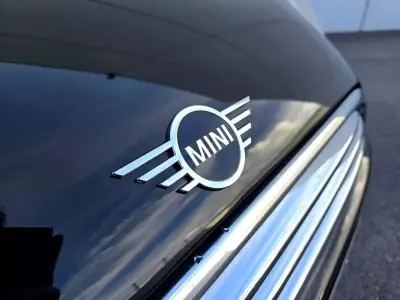 MINI 5 Portas 2017 - 12900 EUR, 95000 km - foto 4 de 31