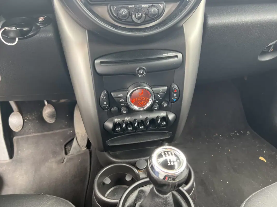 MINI Countryman 2014 - 11900 EUR, 174000 km - 174000km - foto 7 de 18
