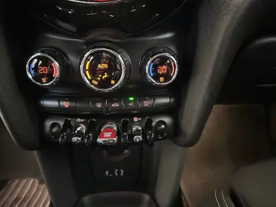 MINI 1000 2017 - 15500 EUR, 99980 km - AUTO.MOTO.pt - 99980km - foto 17 de 20