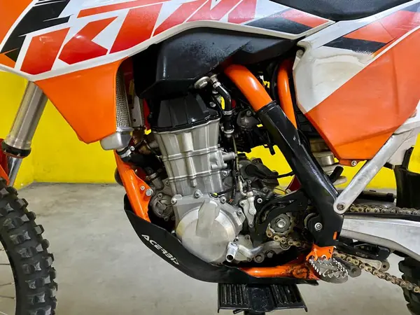KTM SX 450 F 2015 - 3250 EUR, 160 km - AUTO.MOTO.pt - 160km - foto 3 de 5