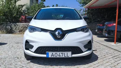 Renault Zoe 2022 - 16450 EUR, 92161 km - AUTO.MOTO.pt - 92161km - foto 3 de 9