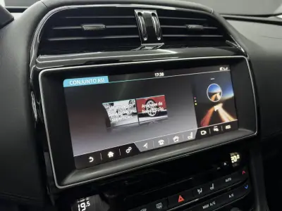 Jaguar F-Pace 2017 - 27950 EUR, 141687 km - 141687km - foto 39 de 48