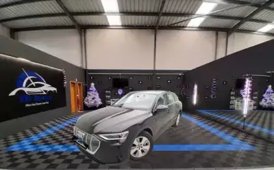 Audi e-tron 2022 - 33490 EUR, 45959 km - AUTO.MOTO.pt - 45959km - foto 2 de 12