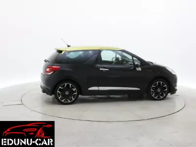 Citroën DS3 2010 - 7500 EUR, 145000 km - AUTO.MOTO.pt - 145000km - foto 4 de 7