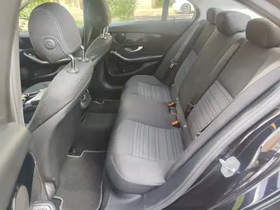 Mercedes-Benz C 200 2017 - 18980 EUR, 136500 km - AUTO.MOTO.pt - 136500km - foto 18 de 40