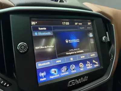 Maserati Ghibli 2014 - 36950 EUR, 112382 km - AUTO.MOTO.pt - 112382km - foto 38 de 50