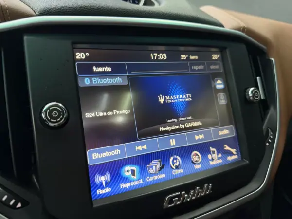 Maserati Ghibli 2014 - 36950 EUR, 112382 km - AUTO.MOTO.pt - 112382km - foto 38 de 50
