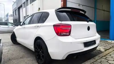 BMW 116 2012 - 11900 EUR, 189000 km - AUTO.MOTO.pt - 189000km - foto 14 de 16