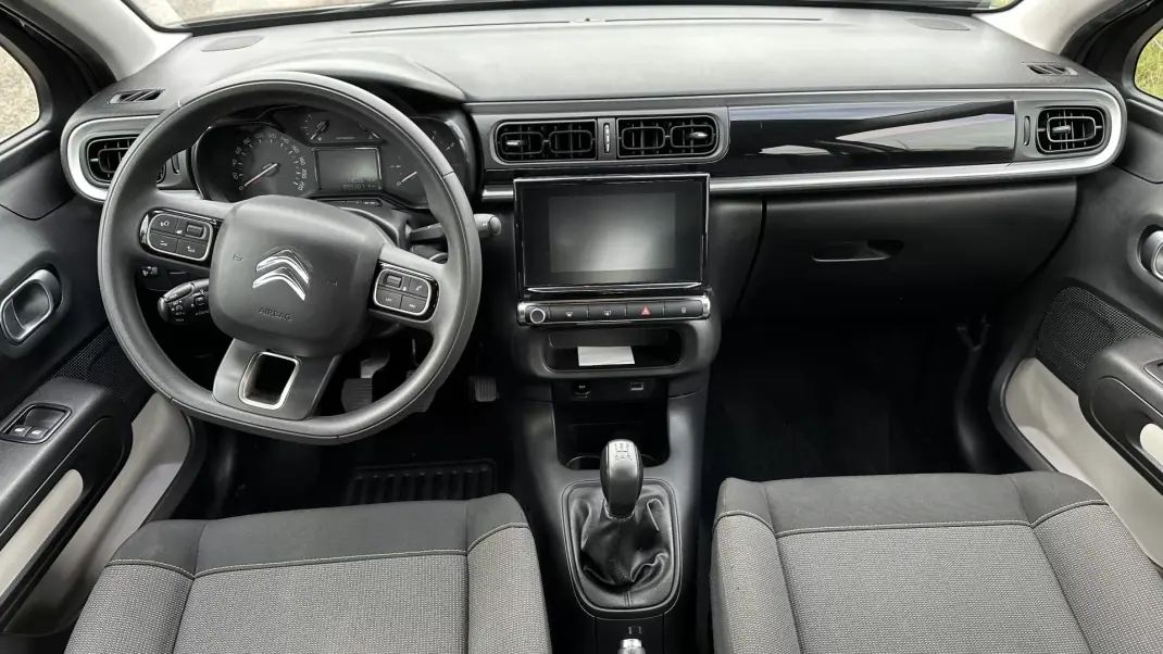 Citroën C3 2019 - 9900 EUR, 54000 km - AUTO.MOTO.pt - 54000km - foto 10 de 12