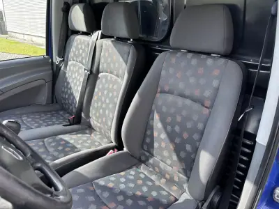 Mercedes-Benz VITO 111 CDI -LONGA 2005 - 6250 EUR, 400000 km - AUTO.MOTO.pt - 400000km - foto 14 de 25