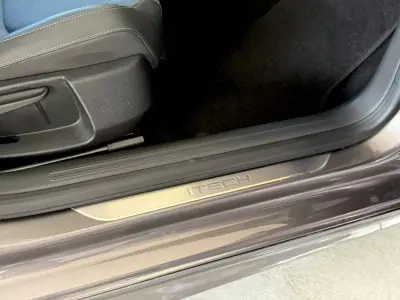 SEAT Leon 2015 - 14000 EUR, 181000 km - AUTO.MOTO.pt - 181000km - foto 61 de 92